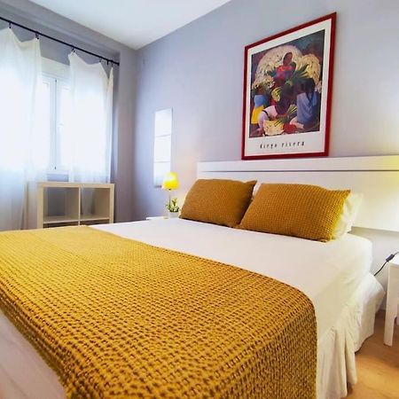 Plaza Cristo De Burgos Appartement Sevilla Buitenkant foto