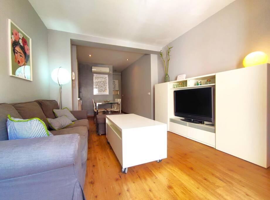Plaza Cristo De Burgos Appartement Sevilla Buitenkant foto